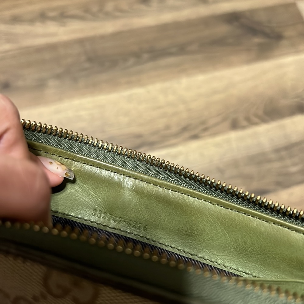 Gucci Wallet - Picture 11 of 11